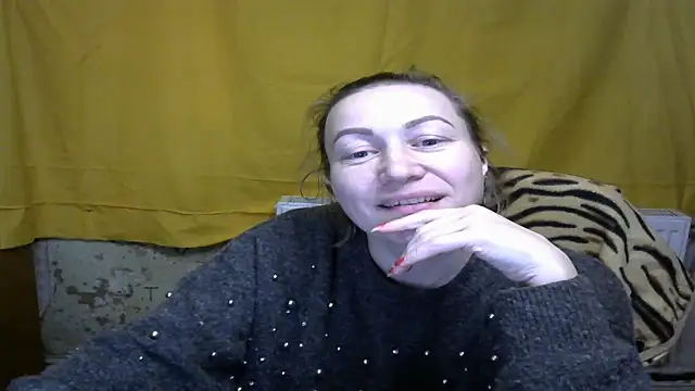 Snapshot of wLESLYMOSw chatting on February 7, 2025, 3:08 pm wLESLYMOSw online show from February 7, 2025, 3:08 pm