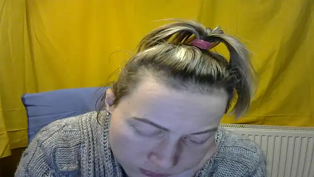 Snapshot of wLESLYMOSw chatting on February 17, 2025, 11:20 pm wLESLYMOSw online show from February 17, 2025, 11:20 pm