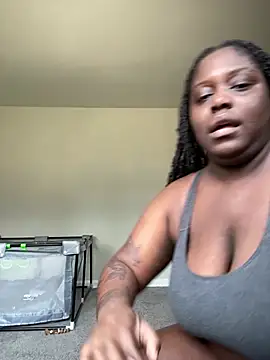 Snapshot of fantasygyal chatting on July 16, 2026, 5:52 pm fantasygyal online show from July 16, 2026, 5:52 pm