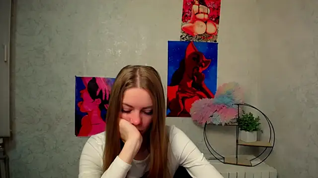 AliceFlirtt  online show from November 21, 2025, 7:40 am