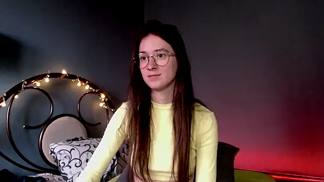 Snapshot of wow__kelly chatting on March 12, 2025, 2:23 pm wow kelly online show from March 12, 2025, 2:23 pm