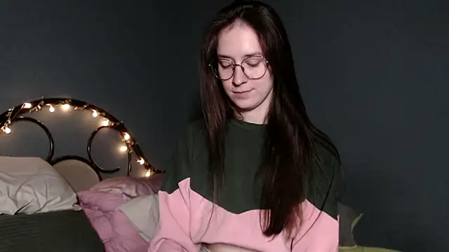 Snapshot of wow__kelly chatting on November 1, 2025, 3:25 pm wow kelly online show from November 1, 2025, 3:25 pm