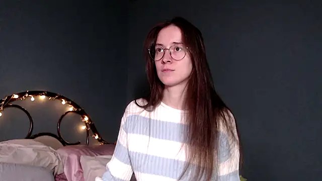 Snapshot of wow__kelly chatting on November 11, 2025, 1:00 pm wow kelly online show from November 11, 2025, 1:00 pm