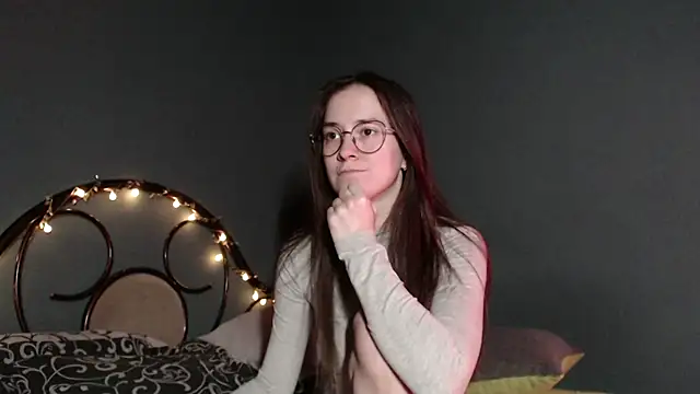 Snapshot of wow__kelly chatting on January 14, 2026, 4:23 pm wow kelly online show from January 14, 2026, 4:23 pm