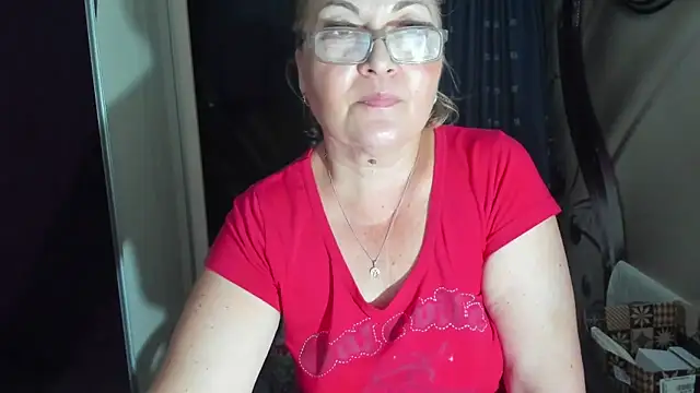 IryshAlice online show from June 16, 2026, 7:16 pm