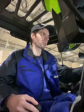 Ricoleckt online show from January 14, 2025, 10:17 am