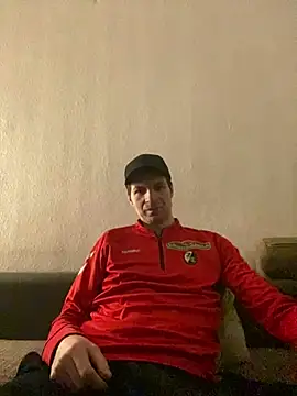 Ricoleckt online show from January 19, 2025, 1:32 am