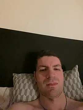 Ricoleckt online show from February 16, 2025, 8:22 pm