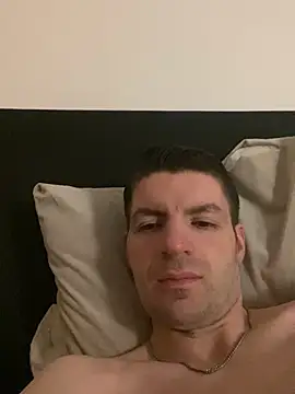 Ricoleckt online show from February 22, 2025, 11:57 pm