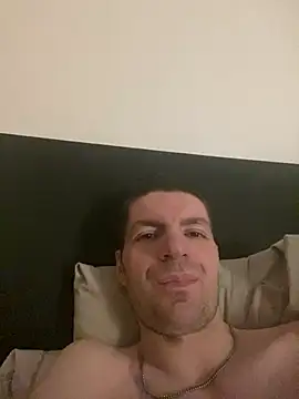 Ricoleckt online show from February 24, 2025, 9:31 pm