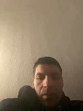 Ricoleckt online show from February 26, 2025, 9:05 pm