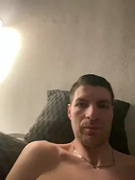 Ricoleckt online show from March 2, 2025, 9:11 pm