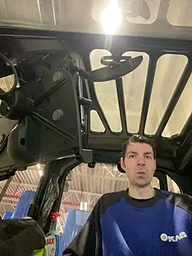 Ricoleckt online show from March 14, 2025, 6:32 am