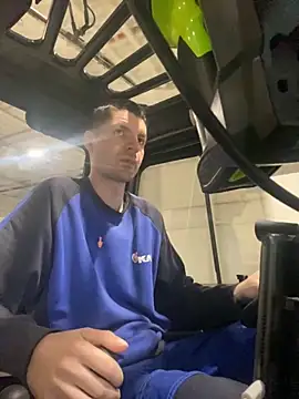 Ricoleckt online show from October 22, 2025, 3:12 pm