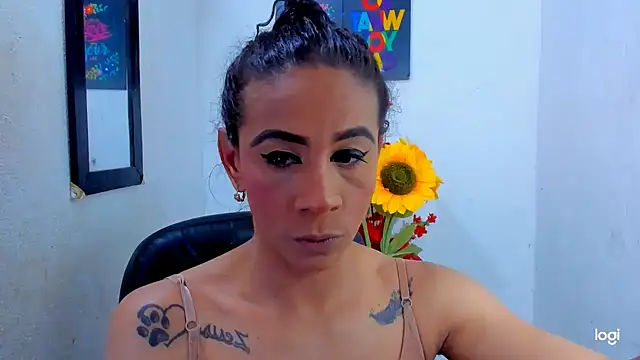 juanblakbigcock online show from November 17, 2025, 4:13 pm