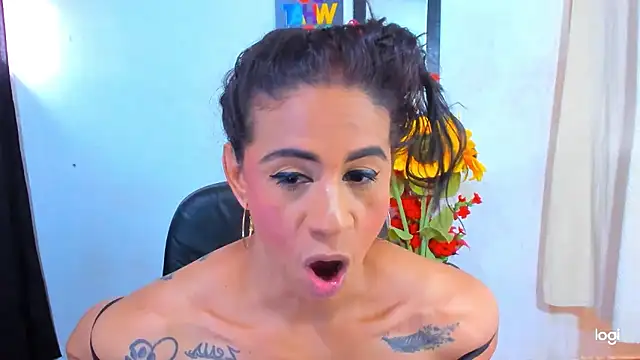 juanblakbigcock online show from January 5, 2026, 5:27 pm