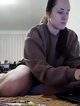 emeli moon online show from October 17, 2025, 12:19 pm