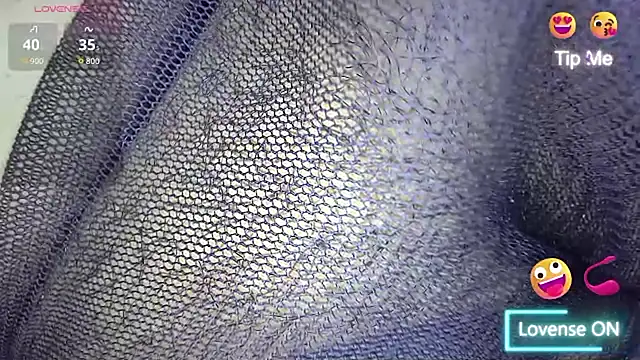 white sexy  online show from February 28, 2026, 10:49 am