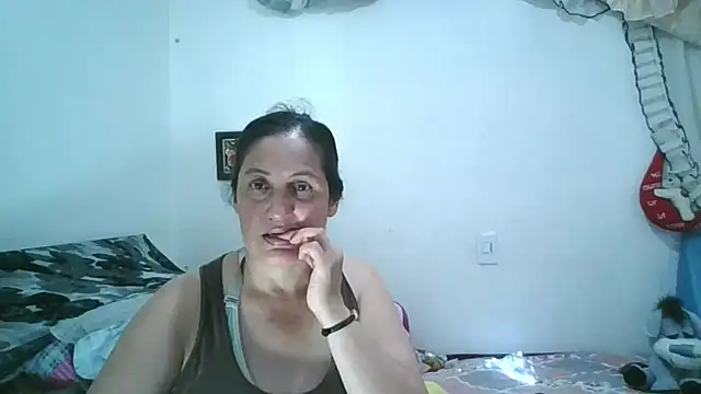 ximenajimenez online show from February 17, 2026, 10:38 pm