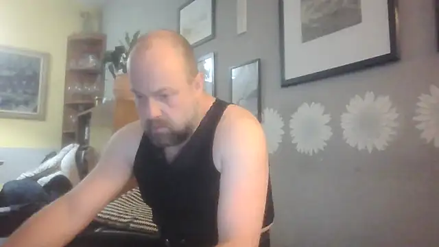 Prehistorixxx2686 online show from May 17, 2026, 4:47 pm