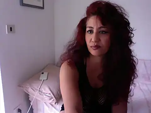danasantoreal online show from October 14, 2025, 8:04 am