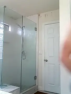 El Gizmo online show from November 3, 2025, 4:41 pm