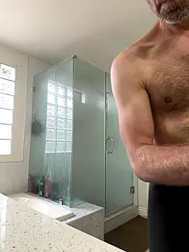 El Gizmo online show from November 13, 2025, 5:34 pm