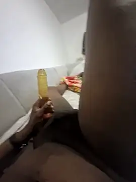 PlasticSurface727 online show from October 5, 2025, 11:24 pm