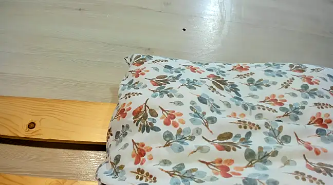 CRISTIINA37 online show from December 10, 2024, 2:06 pm