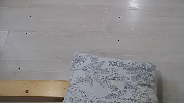 CRISTIINA37 online show from September 29, 2025, 12:54 pm