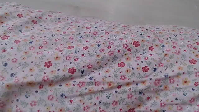 CRISTIINA37 online show from April 6, 2026, 12:17 pm