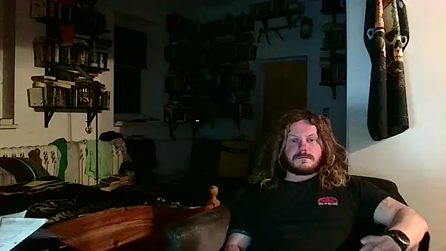 sunr1sa online show from October 28, 2025, 8:33 pm