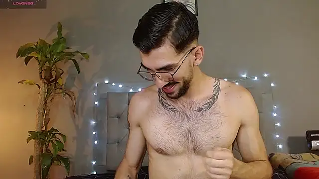 Mr WhiteCock online show from February 7, 2025, 11:13 pm