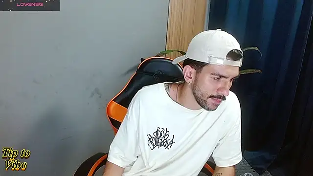 Mr WhiteCock online show from December 2, 2025, 10:16 pm