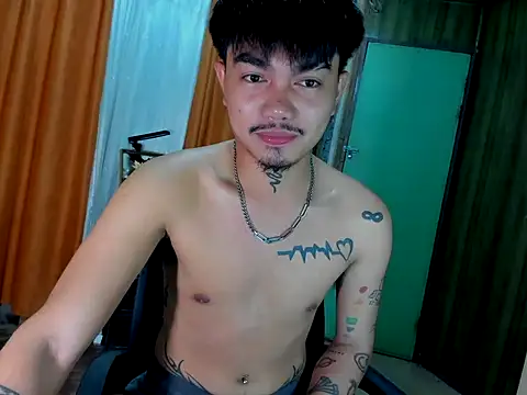 cutievrinx online show from November 28, 2025, 4:09 pm