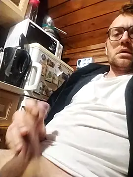 tomee83 online show from January 6, 2026, 6:06 am