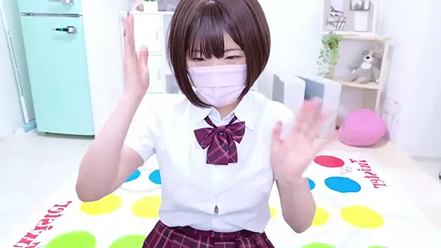 841 yayoi online show from March 19, 2025, 12:45 pm