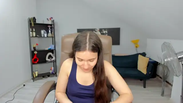 Snapshot of MelissaWiliam chatting on December 13, 2024, 3:43 pm MelissaWiliam online show from December 13, 2024, 3:43 pm