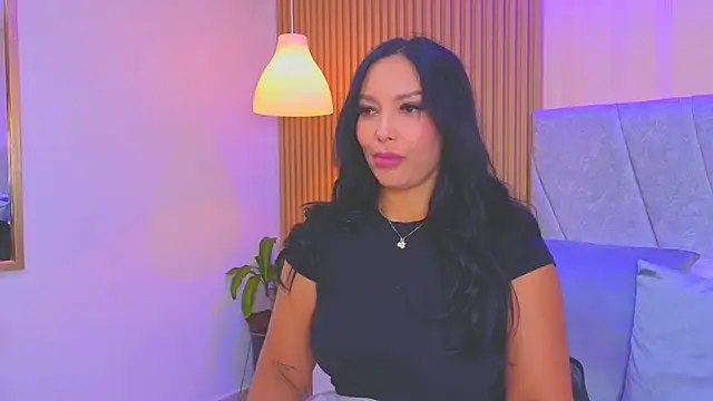 Dakota diaz  online show from April 7, 2026, 8:09 pm