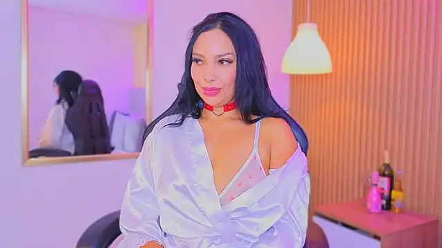 Dakota diaz  online show from April 20, 2026, 7:37 pm