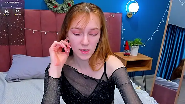 Snapshot of VanillaKelly chatting on December 26, 2024, 4:43 am VanillaKelly online show from December 26, 2024, 4:43 am