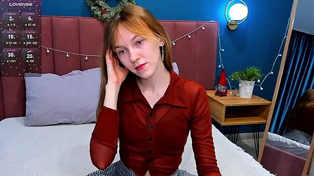 Snapshot of VanillaKelly chatting on January 13, 2025, 1:45 am VanillaKelly online show from January 13, 2025, 1:45 am