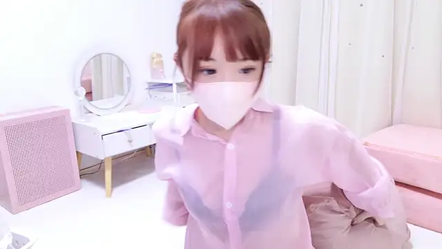 shihori s2 online show from December 24, 2024, 11:28 am