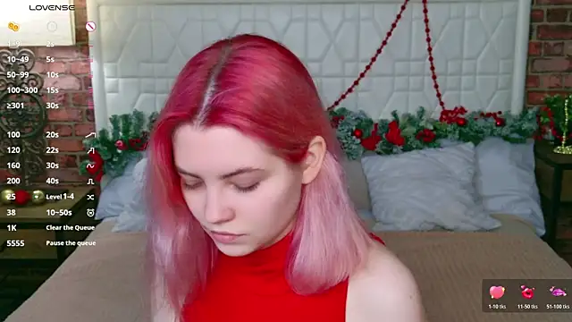 Lisa Adam online show from December 15, 2025, 5:06 pm