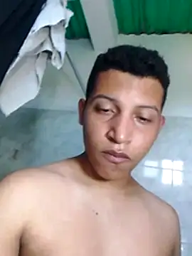 Fuenmayor40 online show from December 16, 2025, 7:08 pm