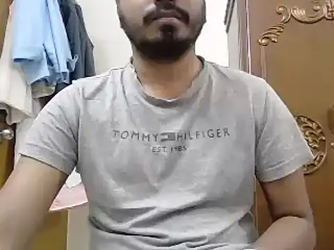 Snapshot of desiboyasif chatting on October 19, 2025, 4:51 pm desiboyasif online show from October 19, 2025, 4:51 pm