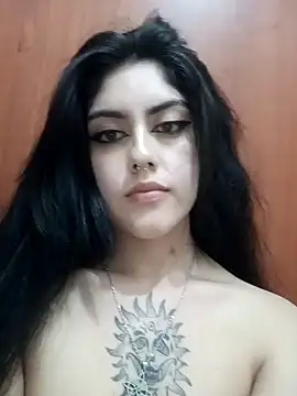 Snapshot of Mazikeen-- chatting on December 22, 2024, 1:55 am Mazikeen-- online show from December 22, 2024, 1:55 am