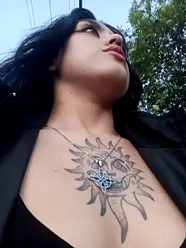 Snapshot of Mazikeen-- chatting on January 27, 2025, 10:16 pm Mazikeen-- online show from January 27, 2025, 10:16 pm