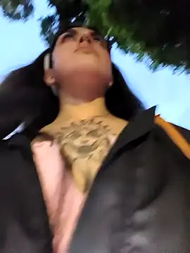 Snapshot of Mazikeen-- chatting on September 17, 2025, 11:06 pm Mazikeen-- online show from September 17, 2025, 11:06 pm