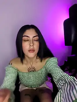 Snapshot of Mazikeen-- chatting on October 26, 2025, 9:31 pm Mazikeen-- online show from October 26, 2025, 9:31 pm